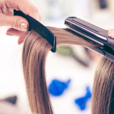 Let’s Use Flat Irons Reasonably! Right Hair Care Tips for Straightener-Users